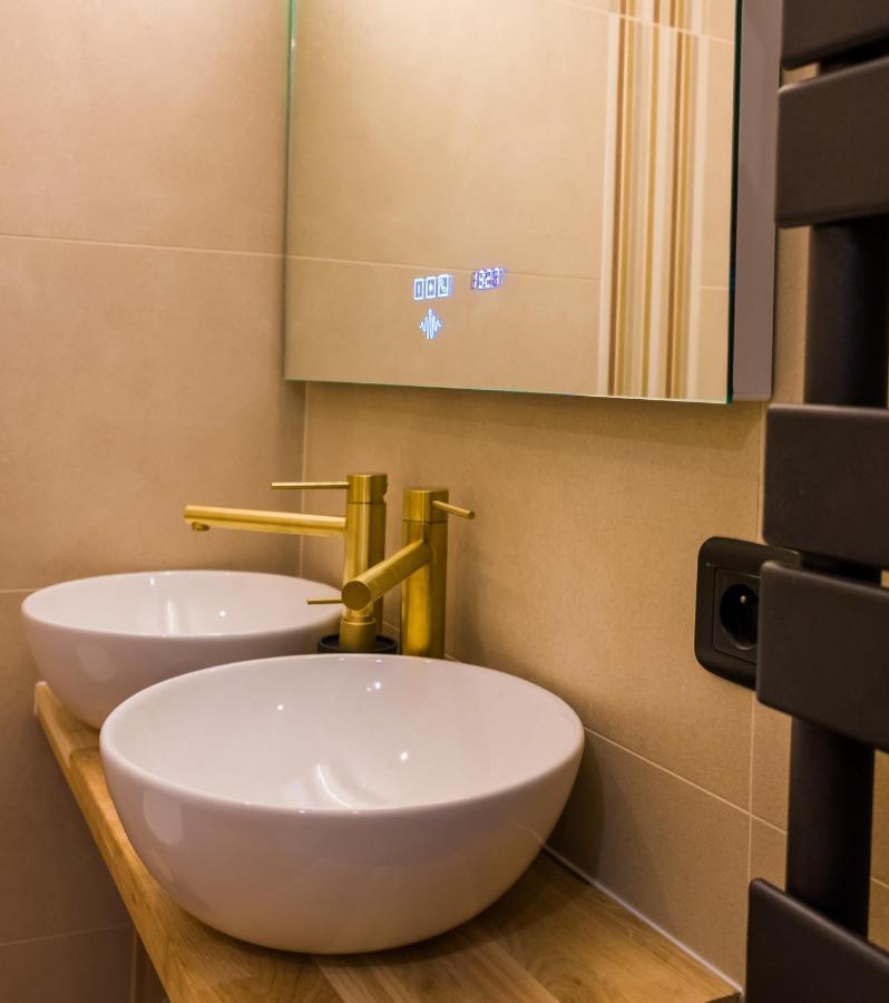 Nice Vieille Ville Appartement neuf et cosy, deux chambres, 6 couchages Extérieur photo