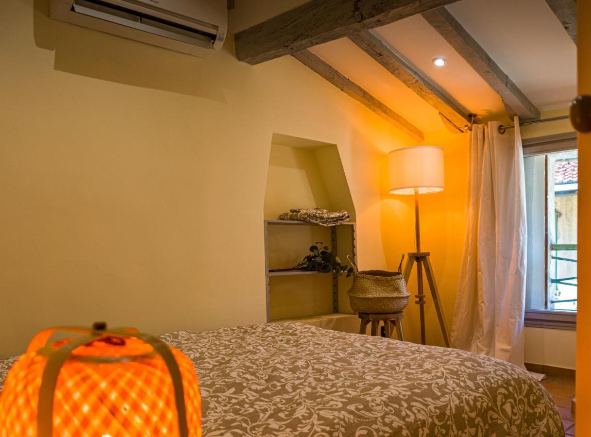 Nice Vieille Ville Appartement neuf et cosy, deux chambres, 6 couchages Extérieur photo